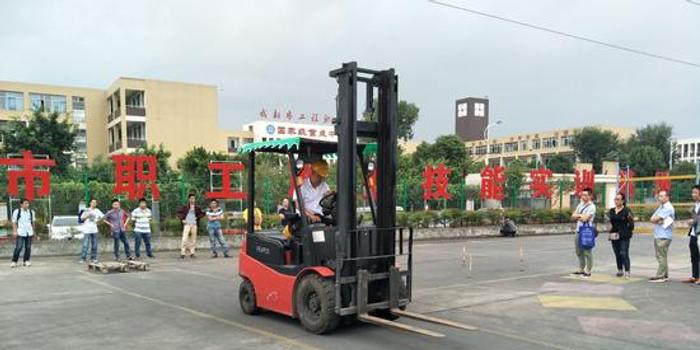 成都叉車(chē)司機(jī)最新招聘信息